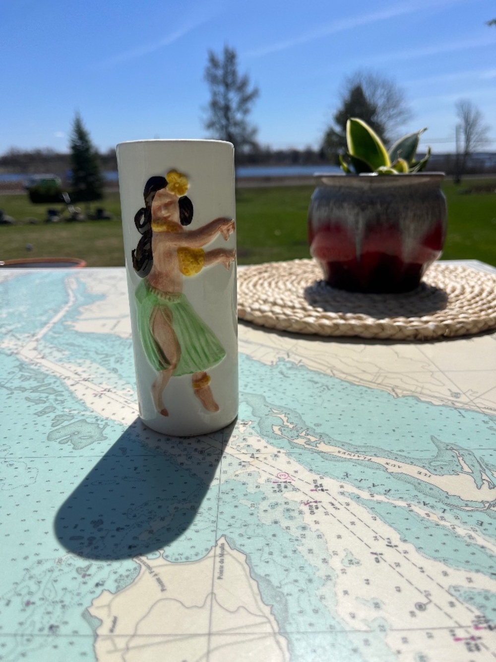 Vintage Ceramic Dancing Hula Girl Vase